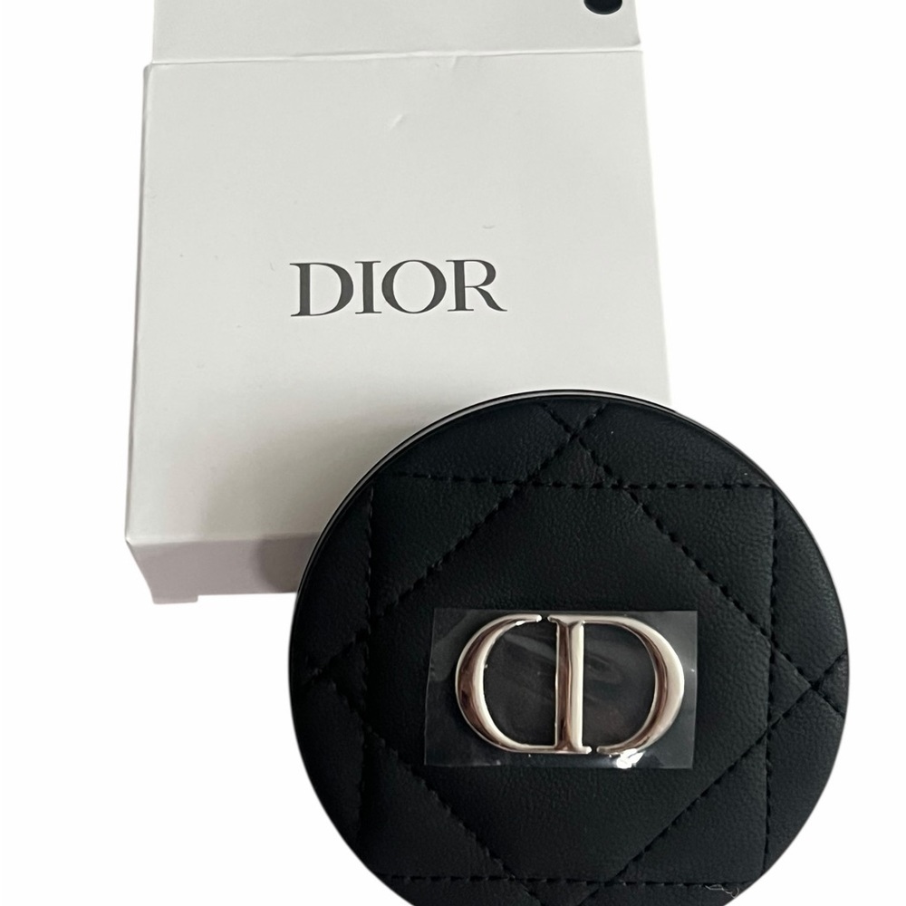 Dior Black Quilted Compact Mirror – Silver CD Logo | GWP